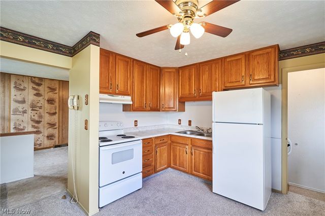 1451 Grand Boulevard, Barberton, OH 44203