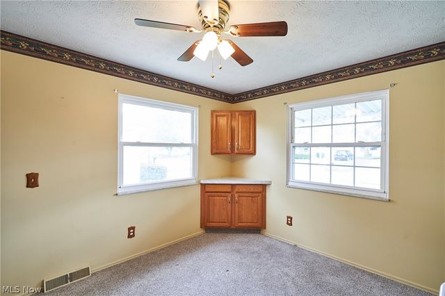 1451 Grand Boulevard, Barberton, OH 44203