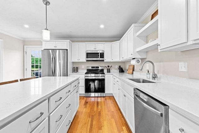 1005 Auburn St C2, Whitman, MA 02382