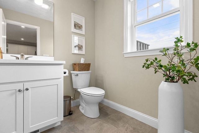 1005 Auburn St C2, Whitman, MA 02382