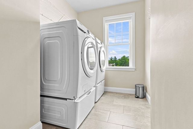 1005 Auburn St C2, Whitman, MA 02382