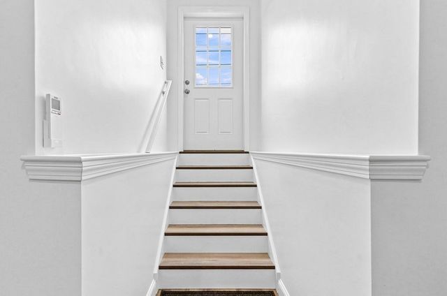 1005 Auburn St C2, Whitman, MA 02382