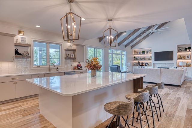 2643 Creek Drive, Newburgh, IN 47630