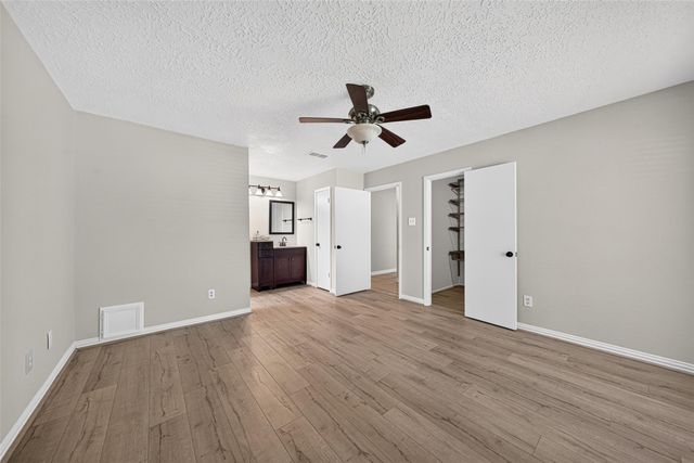 707 Shenandoah Drive, Richmond, TX 77469