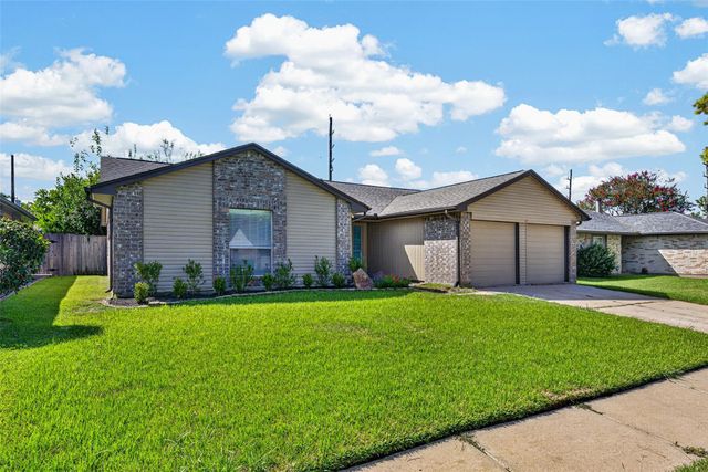 707 Shenandoah Drive, Richmond, TX 77469