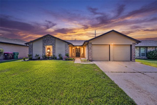 707 Shenandoah Drive, Richmond, TX 77469