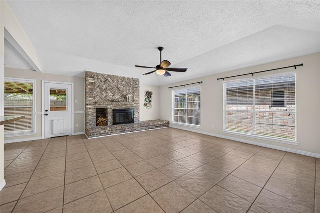707 Shenandoah Drive, Richmond, TX 77469