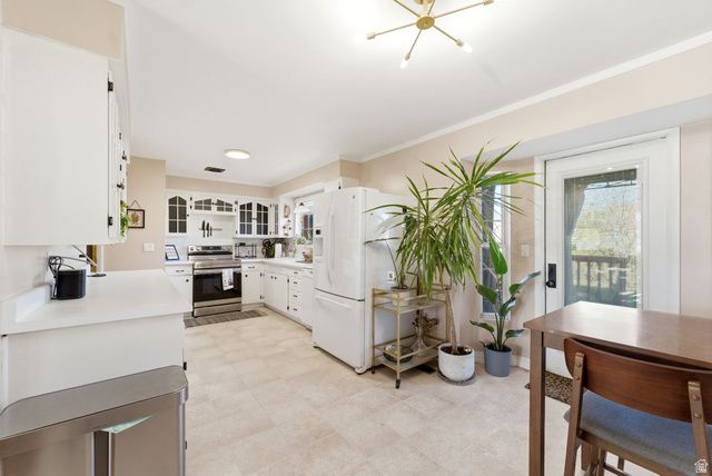 929 AMETHYST ST, Layton, UT 84041