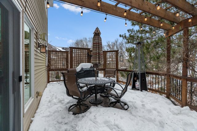 695 Rosa Court, Eagan, MN 55123