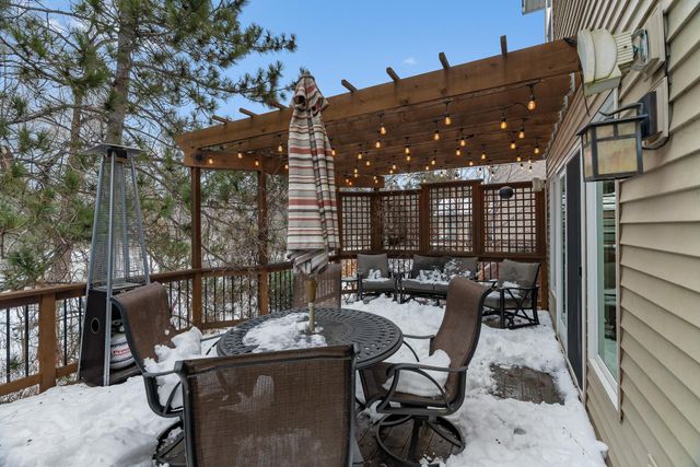 695 Rosa Court, Eagan, MN 55123