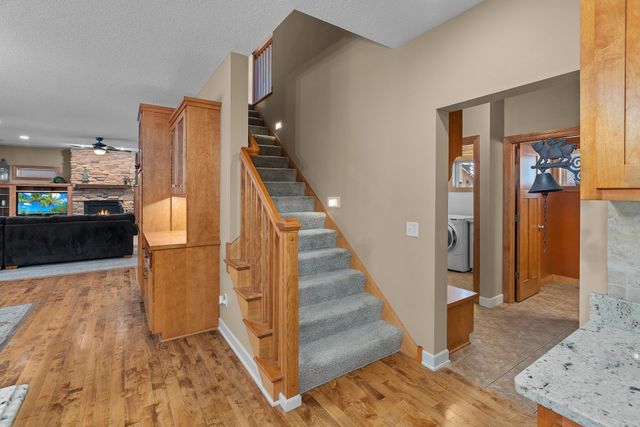 695 Rosa Court, Eagan, MN 55123