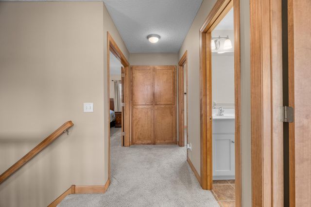 695 Rosa Court, Eagan, MN 55123