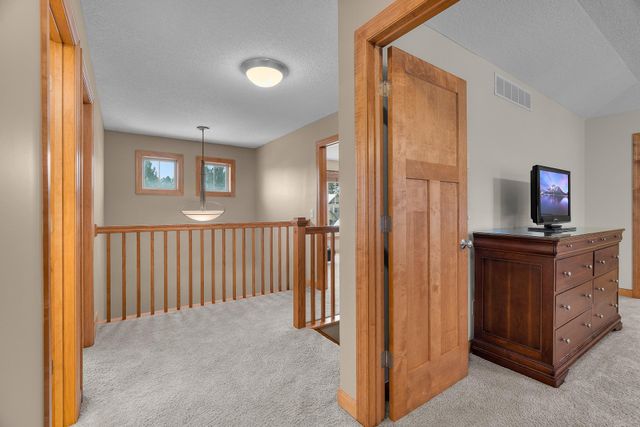 695 Rosa Court, Eagan, MN 55123