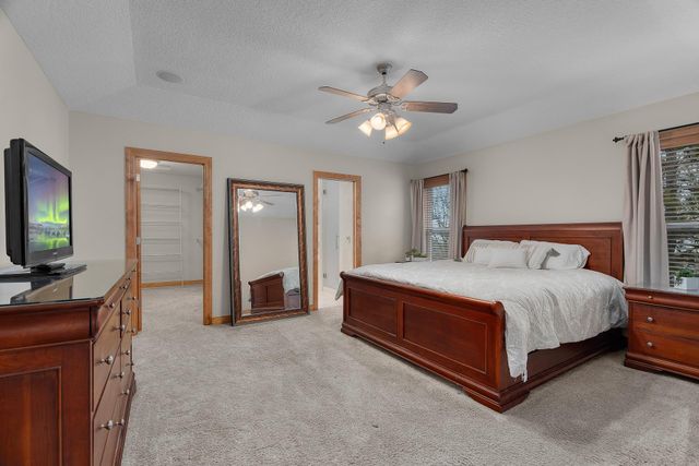 695 Rosa Court, Eagan, MN 55123