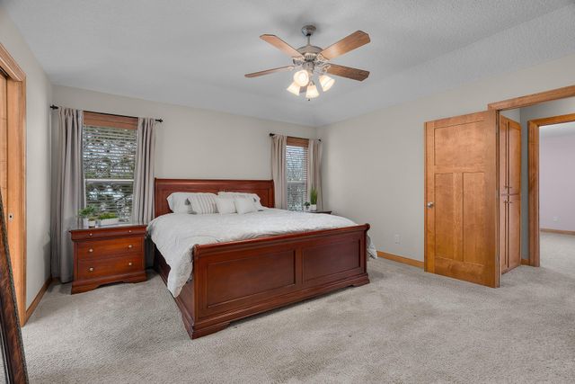 695 Rosa Court, Eagan, MN 55123