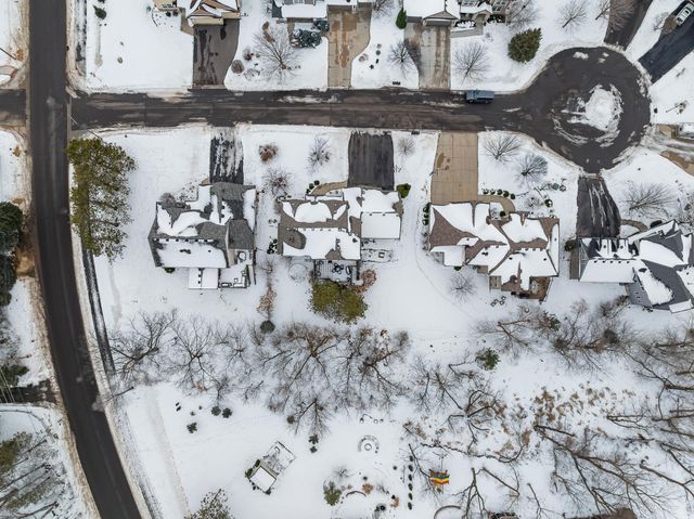 695 Rosa Court, Eagan, MN 55123