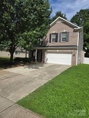 11013 Dulin Creek Boulevard, Charlotte, NC 28215