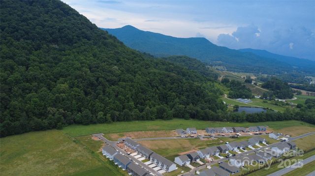 135 Wildbrook Drive, Waynesville, NC 28785