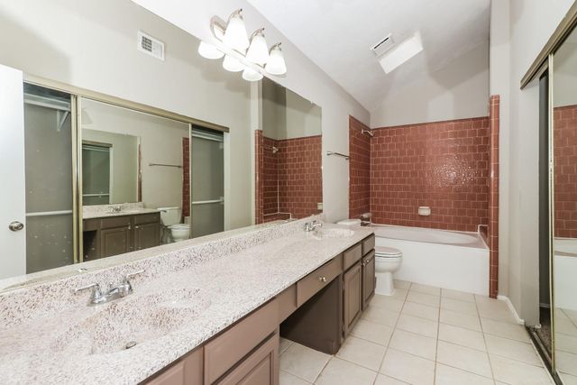 9310 Westacre Place, Houston, TX 77083