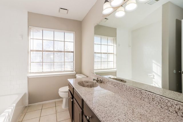 9310 Westacre Place, Houston, TX 77083