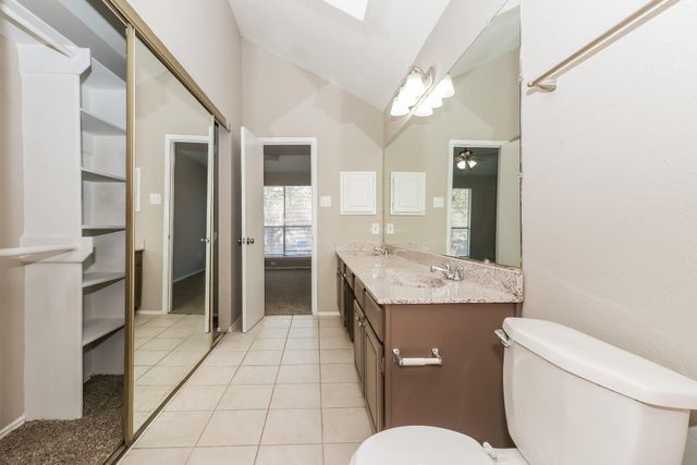 9310 Westacre Place, Houston, TX 77083