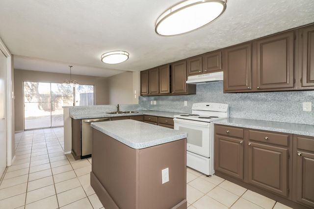 9310 Westacre Place, Houston, TX 77083