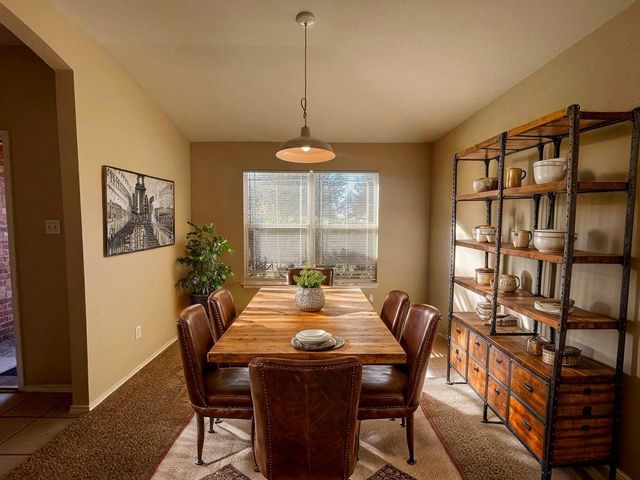 209 Katy B LN, Bastrop, TX 78602