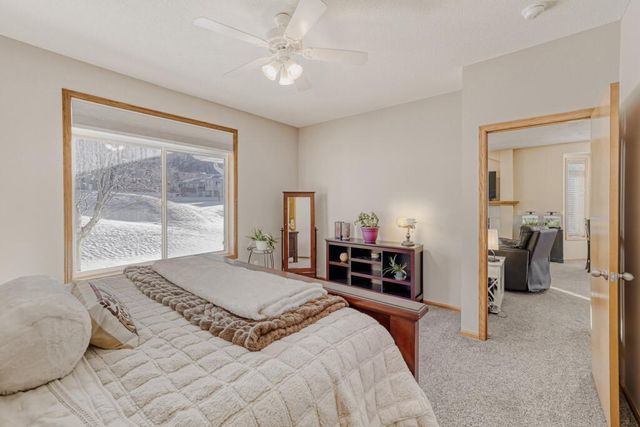 8919 Preserve Trail, Savage, MN 55378