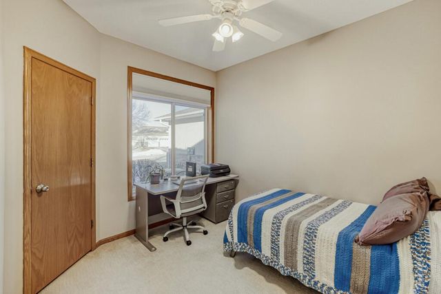 8919 Preserve Trail, Savage, MN 55378