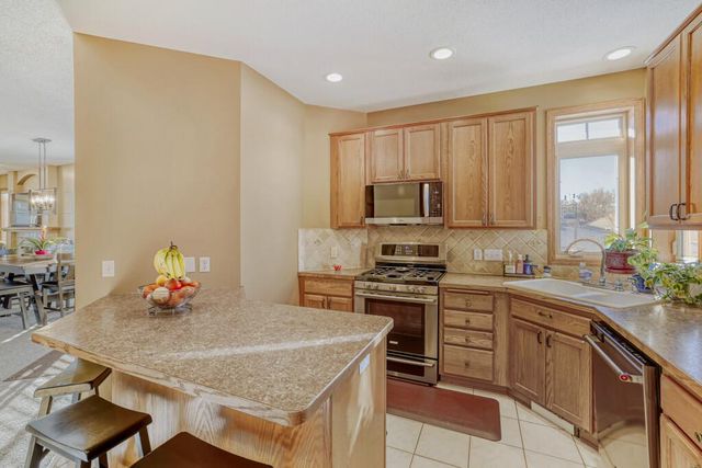 8919 Preserve Trail, Savage, MN 55378