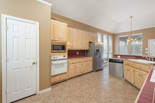 4609 Scenic Drive, Rowlett, TX 75088