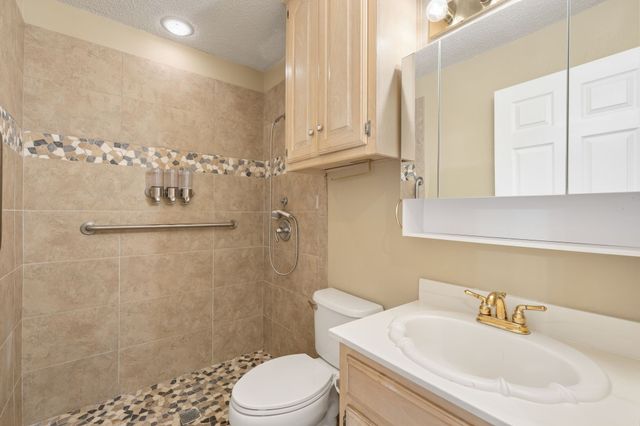 4609 Scenic Drive, Rowlett, TX 75088