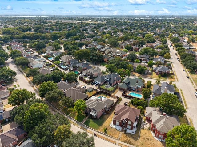 4609 Scenic Drive, Rowlett, TX 75088