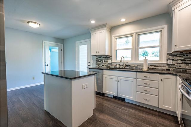 2715 Swanson Street, Palmer Twp, PA 18045