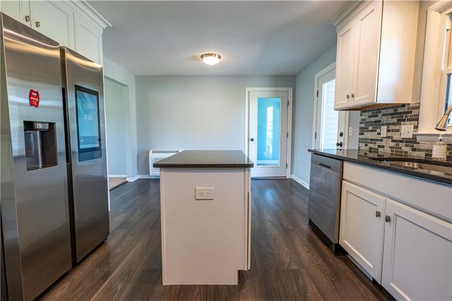 2715 Swanson Street, Palmer Twp, PA 18045