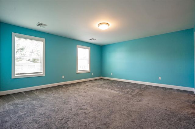 2715 Swanson Street, Palmer Twp, PA 18045