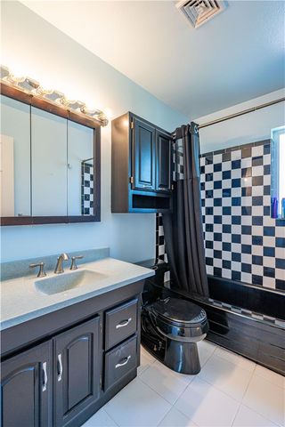 2715 Swanson Street, Palmer Twp, PA 18045