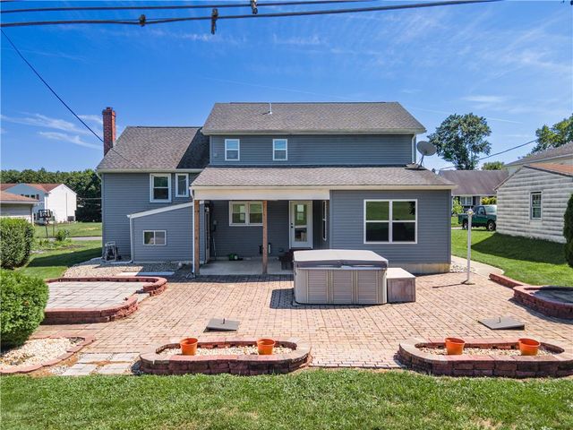 2715 Swanson Street, Palmer Twp, PA 18045