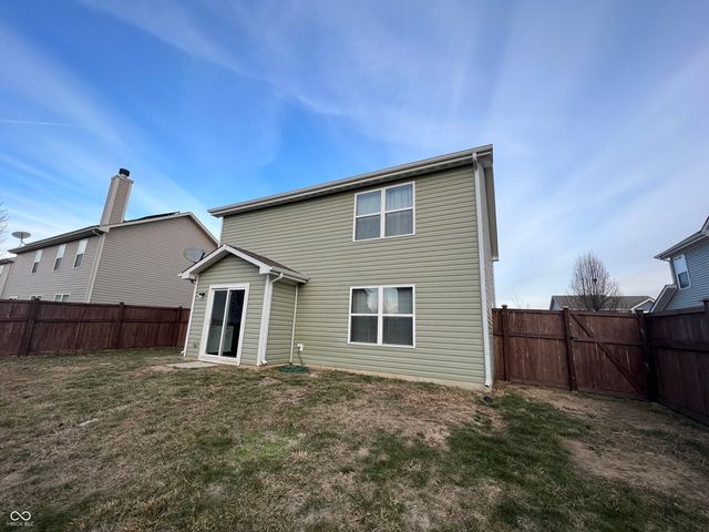 15143 Silvercharm Drive, Noblesville, IN 46060