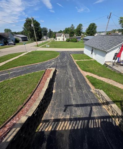 316 E Berlin Street, Neshkoro, WI 54960