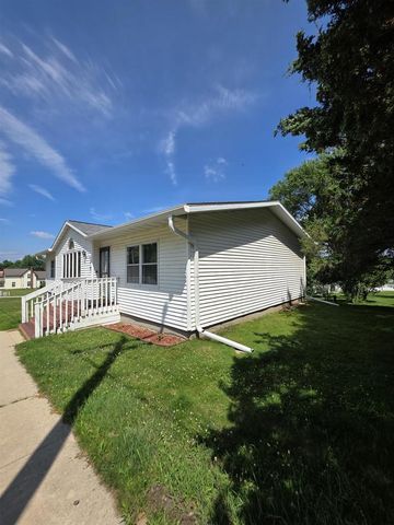 316 E Berlin Street, Neshkoro, WI 54960