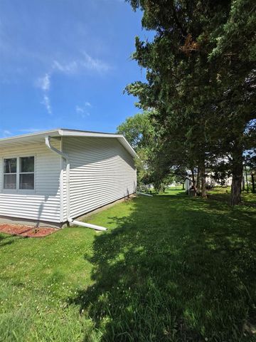 316 E Berlin Street, Neshkoro, WI 54960