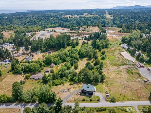 273 Pearce Road, Port Angeles, WA 98362