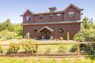 273 Pearce Road, Port Angeles, WA 98362