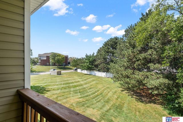 626 Lakeside Drive, Lincoln, NE 68528