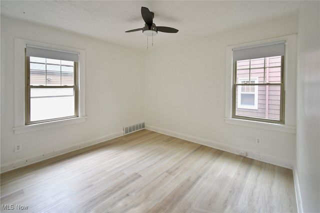 17424 Winslow Road, Shaker Heights, OH 44120