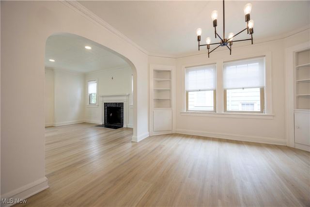 17424 Winslow Road, Shaker Heights, OH 44120