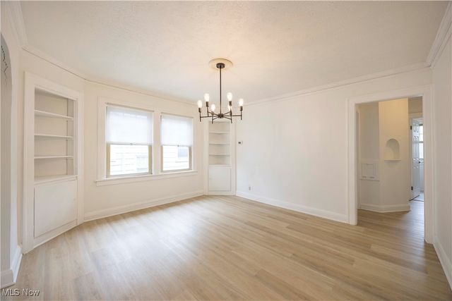 17424 Winslow Road, Shaker Heights, OH 44120