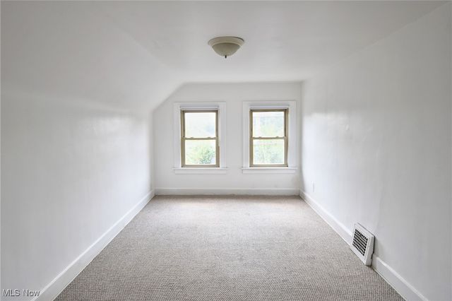 17424 Winslow Road, Shaker Heights, OH 44120