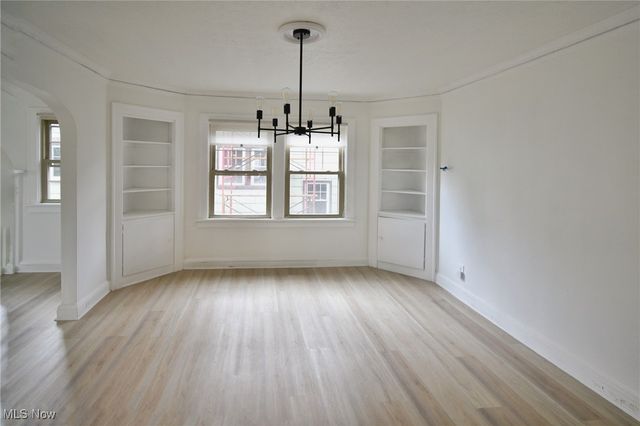 17424 Winslow Road, Shaker Heights, OH 44120